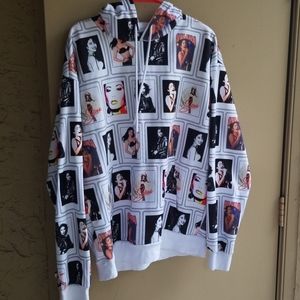 Selena Hoodie: Unisex